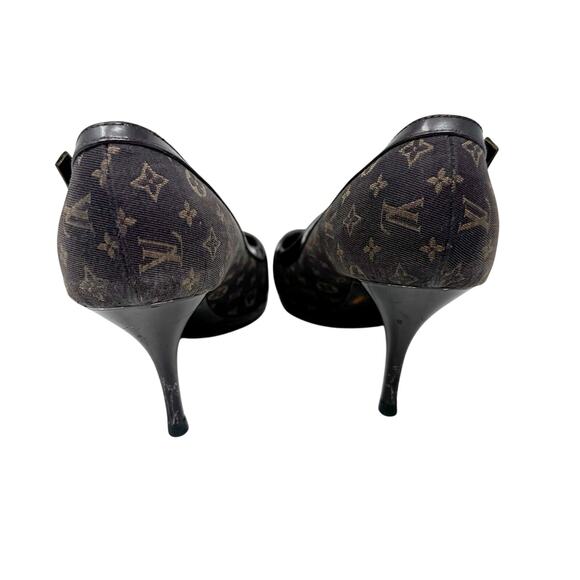 Louis Vuitton Monogram Buckle Pumps Brown Canvas Logo Stiletto Heels 38.5 EU - Picture 6 of 13